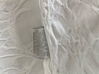 Mantel bordado de algodón blanco