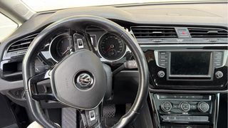 Volkswagen Touran 2.0 TDI Sport 150 DSG
