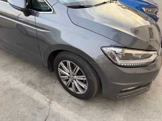 Volkswagen Touran 2.0 TDI Sport 150 DSG
