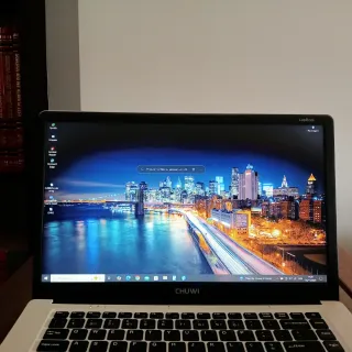 Portátil Chuwi LapBook Branco com Acessórios Novos