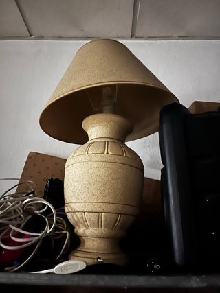 Lámpara de mesa vintage beige