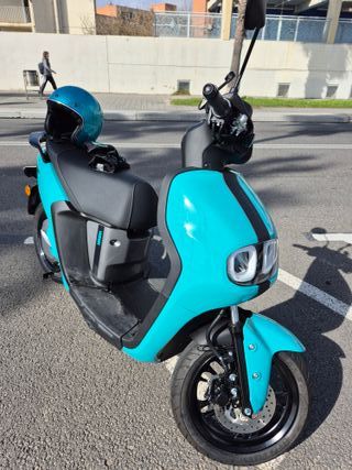 Yamaha Neo's Dual Battery Aqua + Accesorios NUEVA