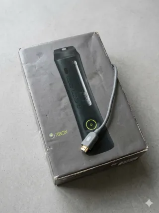 Xbox 360 Elite Negra + Accesorios