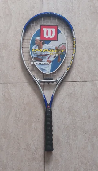 Raqueta de tenis Wilson Impact Titanium