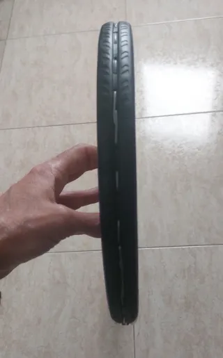 Raqueta de tenis Wilson Impact Titanium