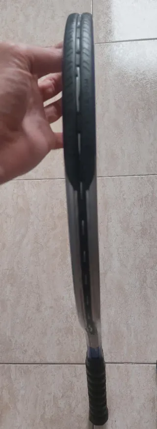 Raqueta de tenis Wilson Impact Titanium