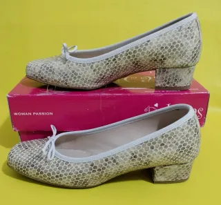 Zapatos D' Chicas Piel Talla 39