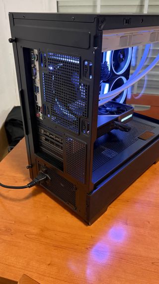 PC Gamer Ryzen 9 7950X + RTX 3080Ti