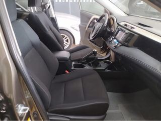 Toyota RAV4 2015
