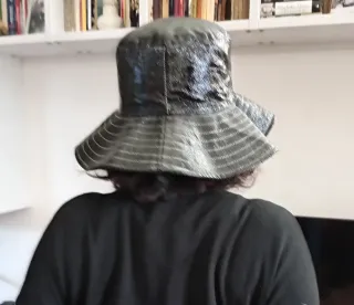 Cappello pioggia vinile ZARA nero M