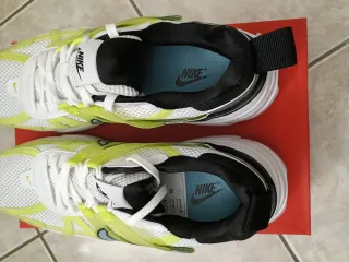 Nike V2K Run Scarpe running