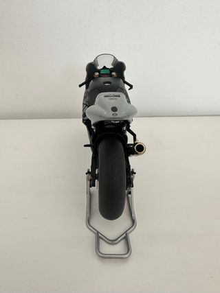 Yamaha YZR-M1 Rossi 2013 Test