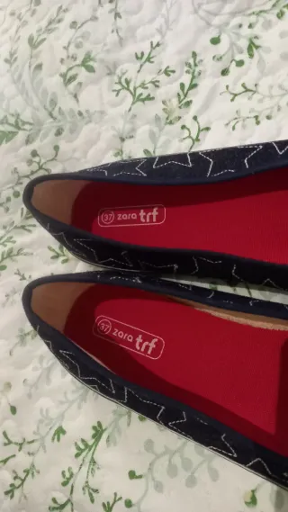 Zapatillas bailarinas deportivas con estrellas