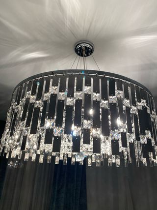 Lámpara de salón de cristal y metal