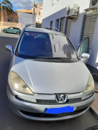 Peugeot 807 2008