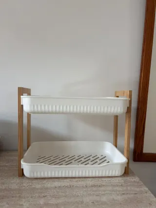 Estantería bambú 2 baldas plástico seminueva 8€