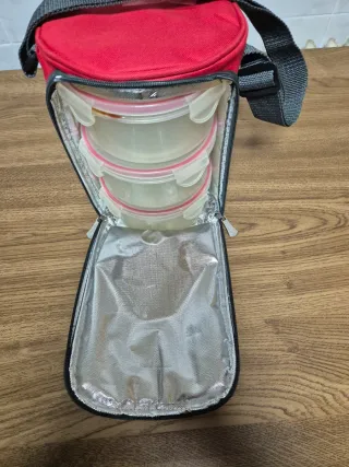 Bolsa Térmica Roja con 3 taper para transportar