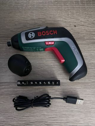 Atornillador Bosch IXO 7 Angle Set. Sin Estrenar