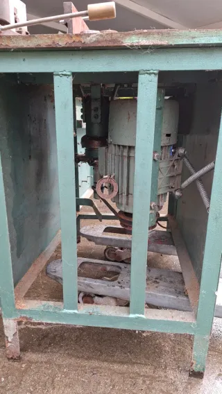 Fresadora de molduras