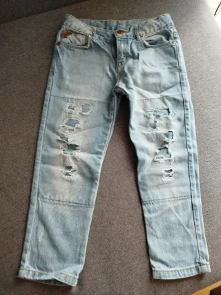 Pantalón vaquero niño 5 años desgastado