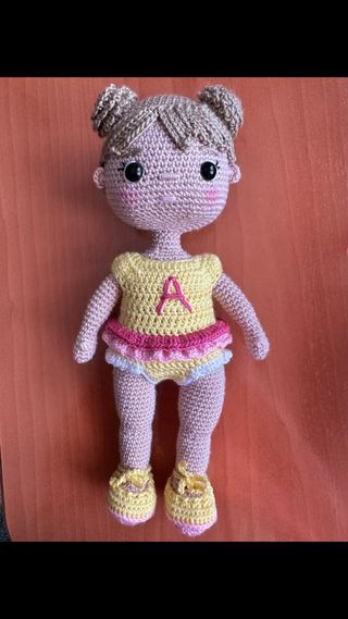 Muñeca Amigurumi Tejida a Mano