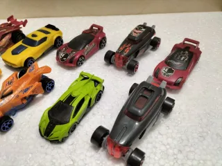 Set 8 Macchinine Hot Wheels no Bburago