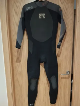 Traje de Neopreno BodyGlove 3/2 Talla M