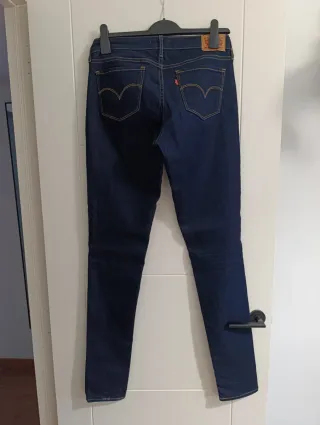 Pantalones vaqueros Levi's 711 Skinny Talla 28
