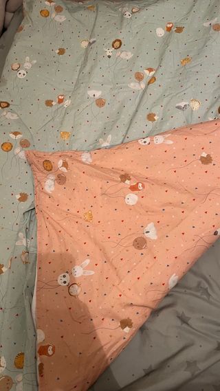 Edredón, funda y bajera para cuna deZara Home Kids