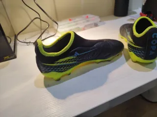 Botas de fútbol Adidas Talla 37 1/3