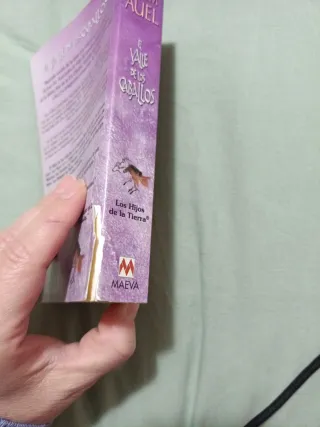 El Valle de Los Caballos (Hijos de la Tierra) (...