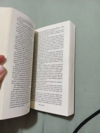 El Valle de Los Caballos (Hijos de la Tierra) (...