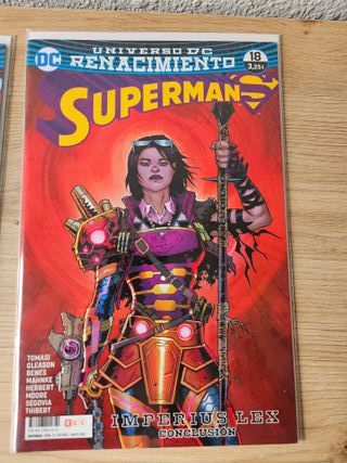 Lote Superman Renacimiento grapa ECC DC Tomasi