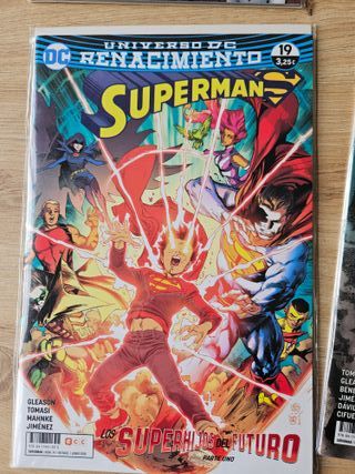 Lote Superman Renacimiento grapa ECC DC Tomasi