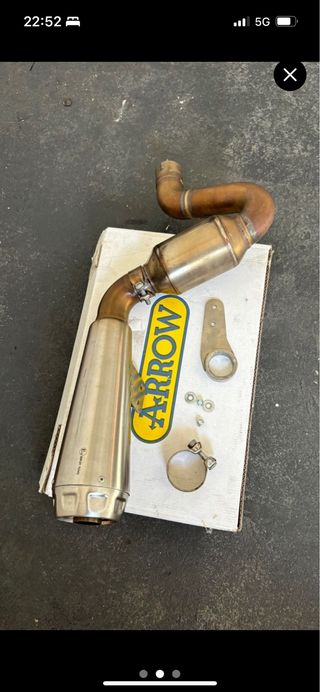 Escape Arrow Pro Race BMW F900R