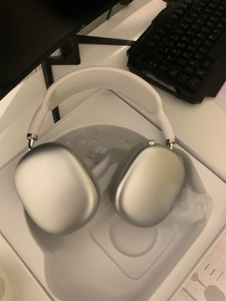 AirPods Max Apple originales con caja y accesorios