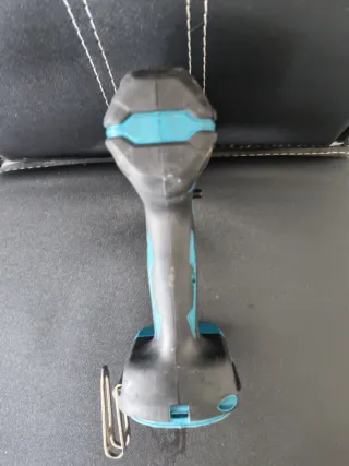 Taladro Makita Brushless 3.0Ah + Cargador