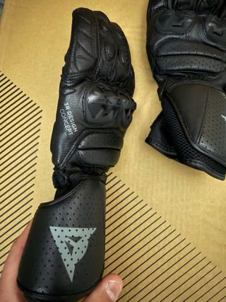 Guantes Dainese Impeto Black.