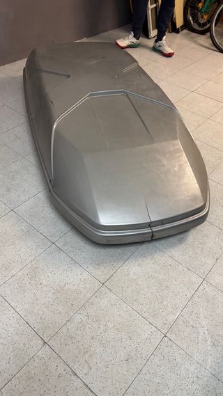 Baca de coche y baúl maletero