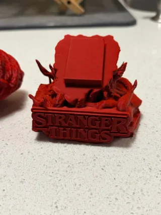 Busto Stranger Things Rojo