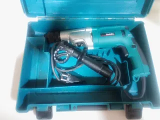 Taladro Makita HP2071