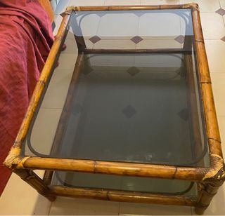 Mesa baja vintage cristal y mimbre