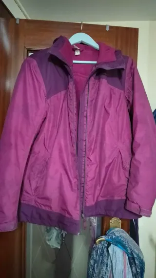 Abrigo Decathlon Quechua Burdeos Mujer