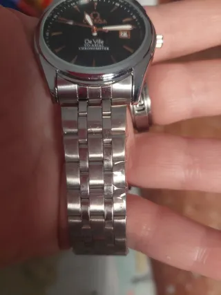 NUEVO A ESTRENAR.  COLECCIÓN. Reloj.