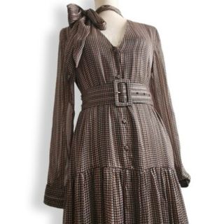 Vestido Zara estampado cuello lazo