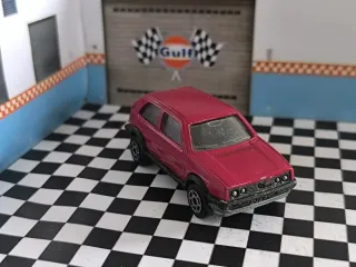 Golf GTI Majorette Custom Rojo