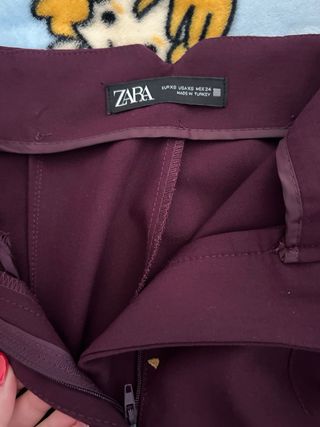 Pantalón Zara Pinzas Violeta Talla XS