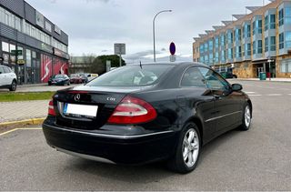 Mercedes-Benz  CLK 2005