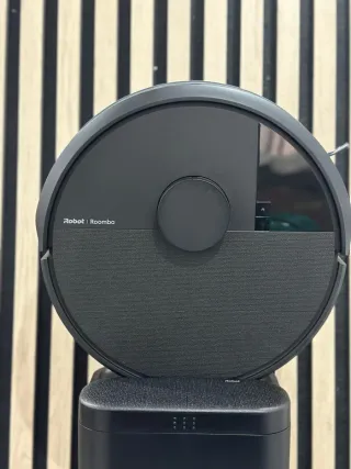 Roomba 105 Combo Robot + AutoEmpty Dock