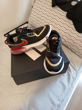 Nike Joyride Dual Run Scarpe Nere Oro